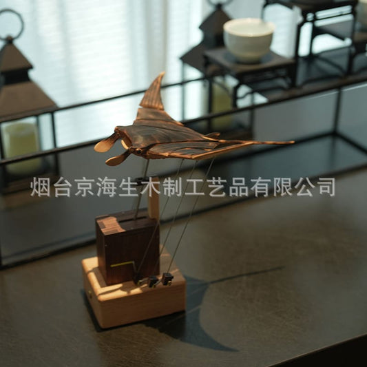 Factory Direct Sales of Stingray Handmade Wooden Desktop Ornaments, Home Birthday Gifts, Solid Wood Creative and Dynamic Toys