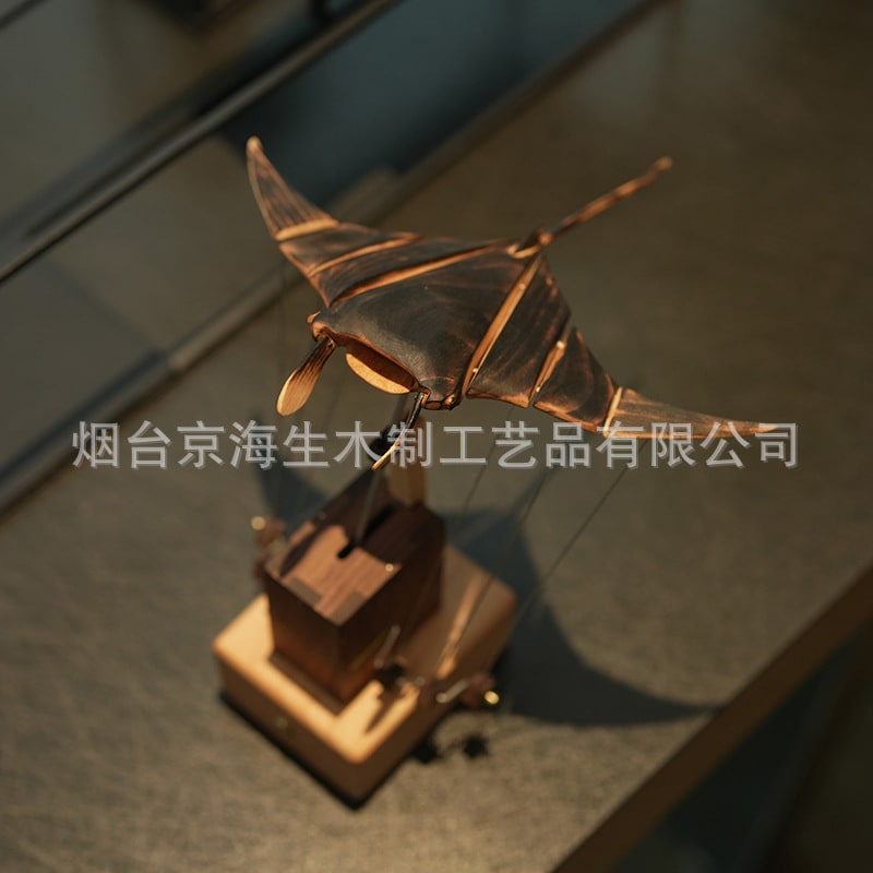 Factory Direct Sales of Stingray Handmade Wooden Desktop Ornaments, Home Birthday Gifts, Solid Wood Creative and Dynamic Toys